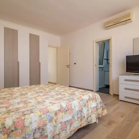 Dimora Contessa Pensión 3*
